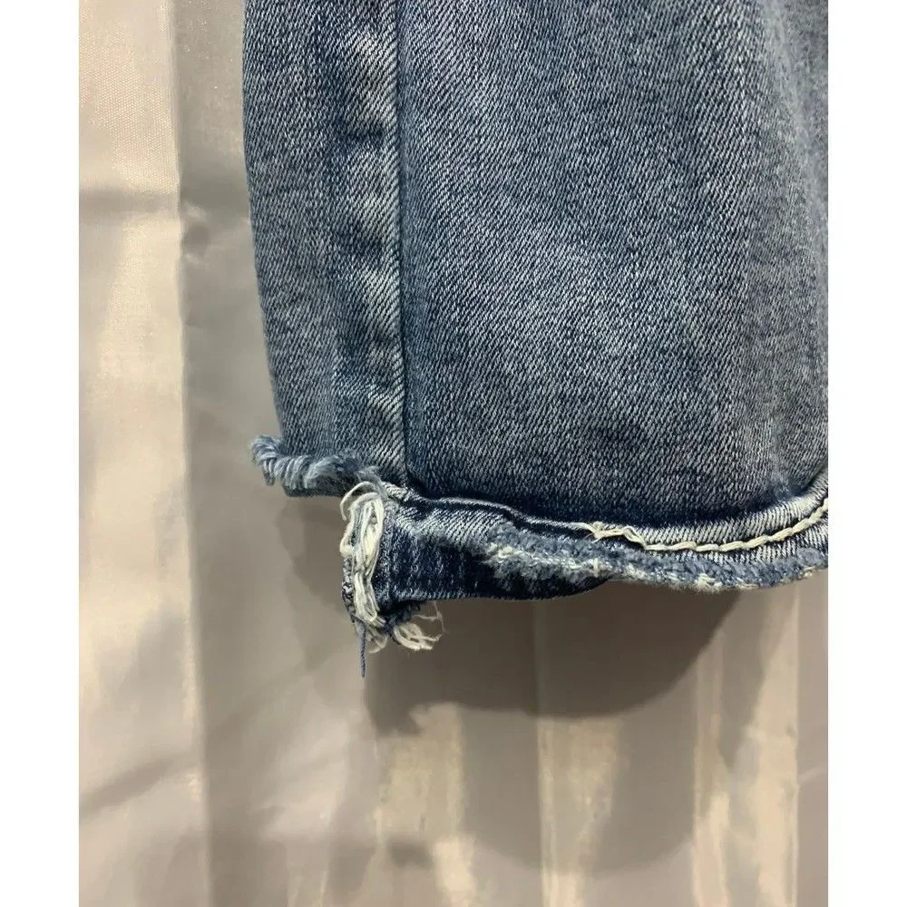 Silver Suki Women's Size 27/33 Light Wash Casual Denim Bootcut Jeans